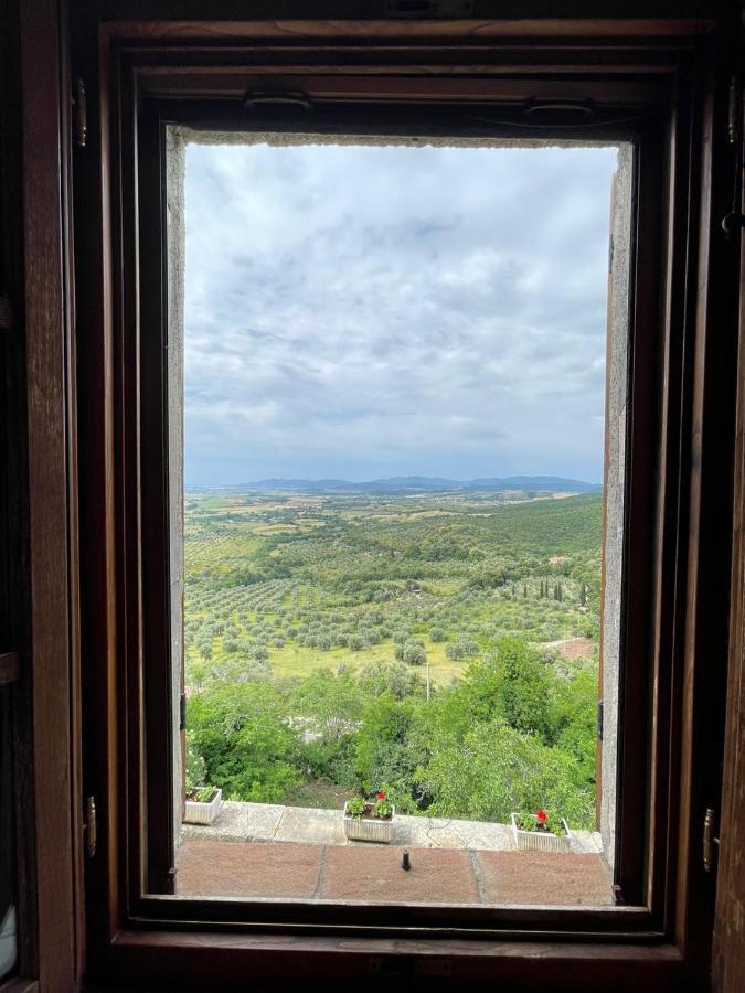 Tenuta Di Montemassi Fattoria Eksteriør billede