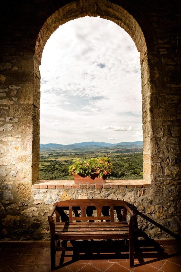 Tenuta Di Montemassi Fattoria Eksteriør billede