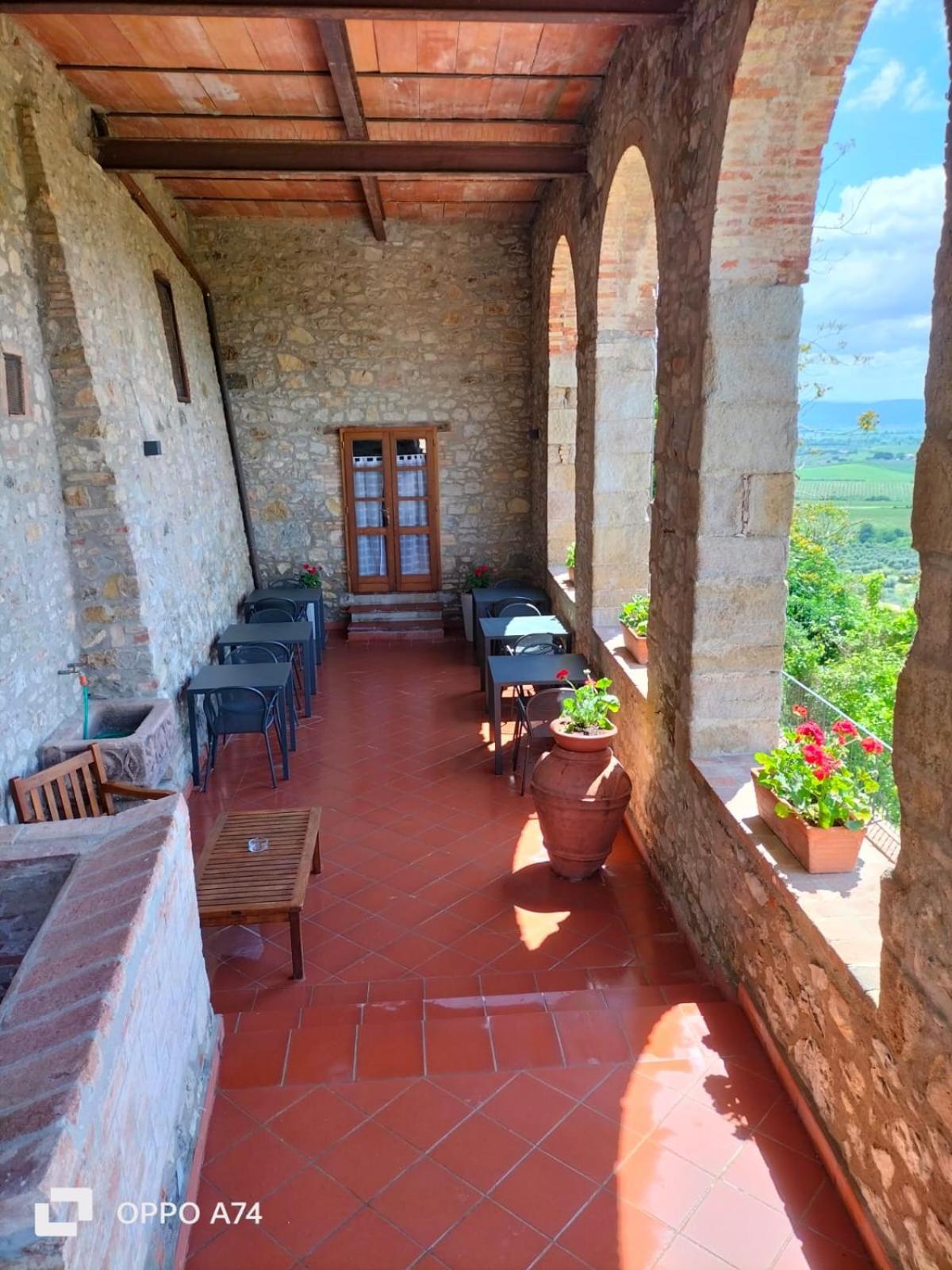 Tenuta Di Montemassi Fattoria Eksteriør billede